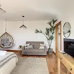 The Loft By Lovelystay *