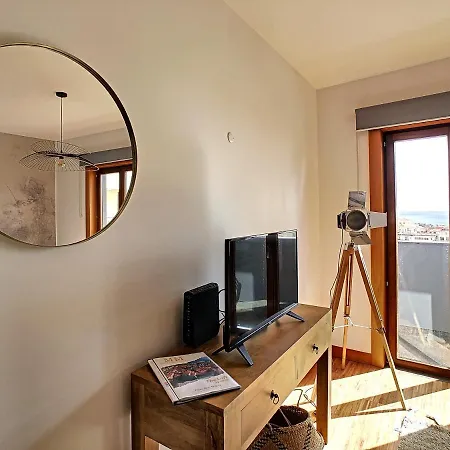 The Loft By Lovelystay Фуншал