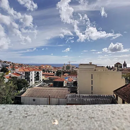 The Loft By Lovelystay Funchal (Madeira)