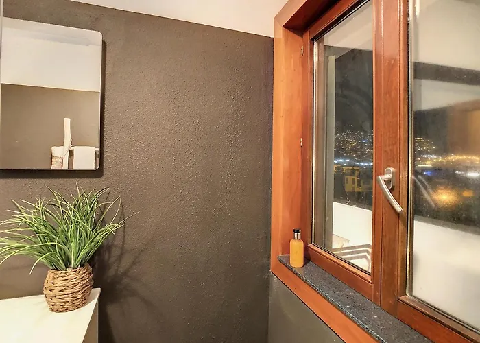 The Loft By Lovelystay Apartment